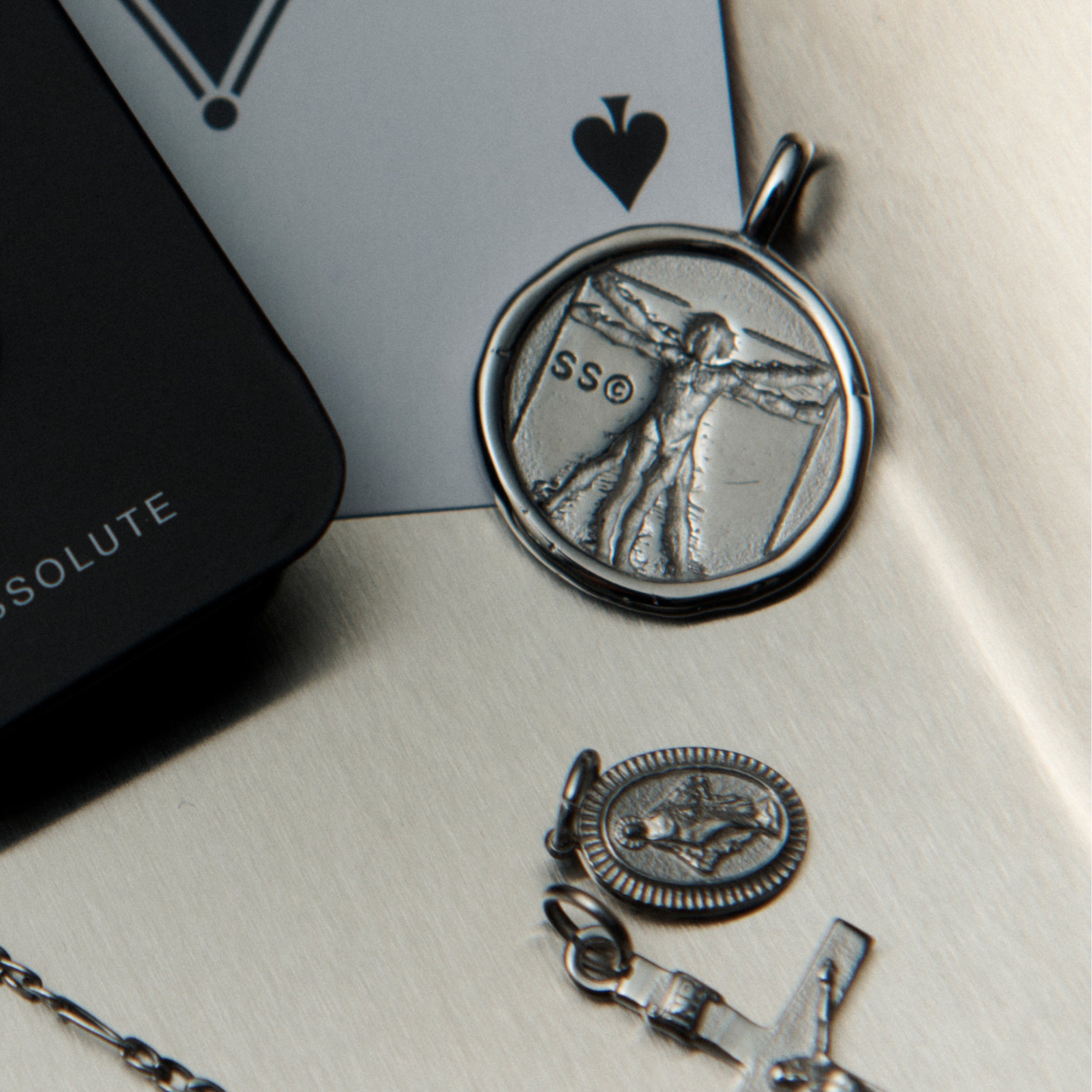 The Vitruvian Pendant